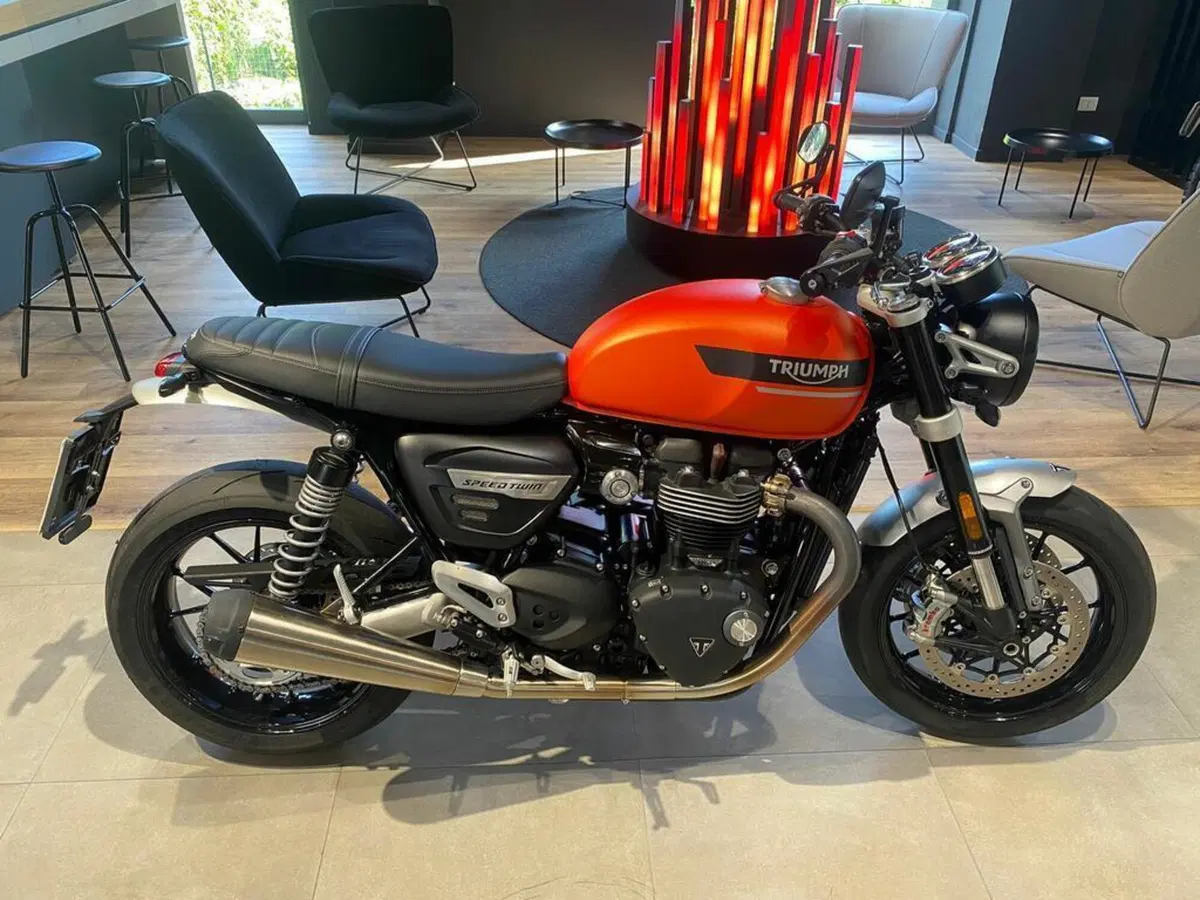 Triumph Speed Twin 1200 (2021 - 24)