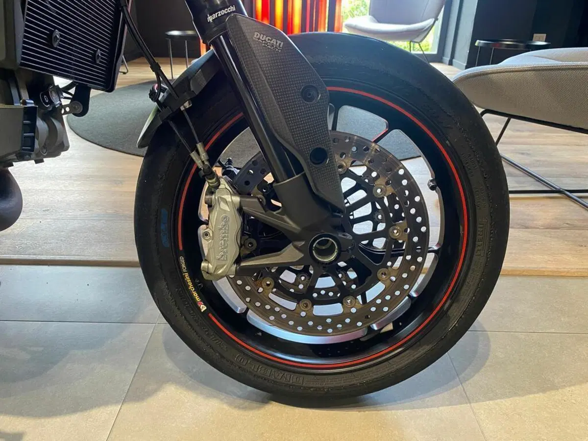 Ducati Hypermotard 821 SP (2013 - 15) (12)