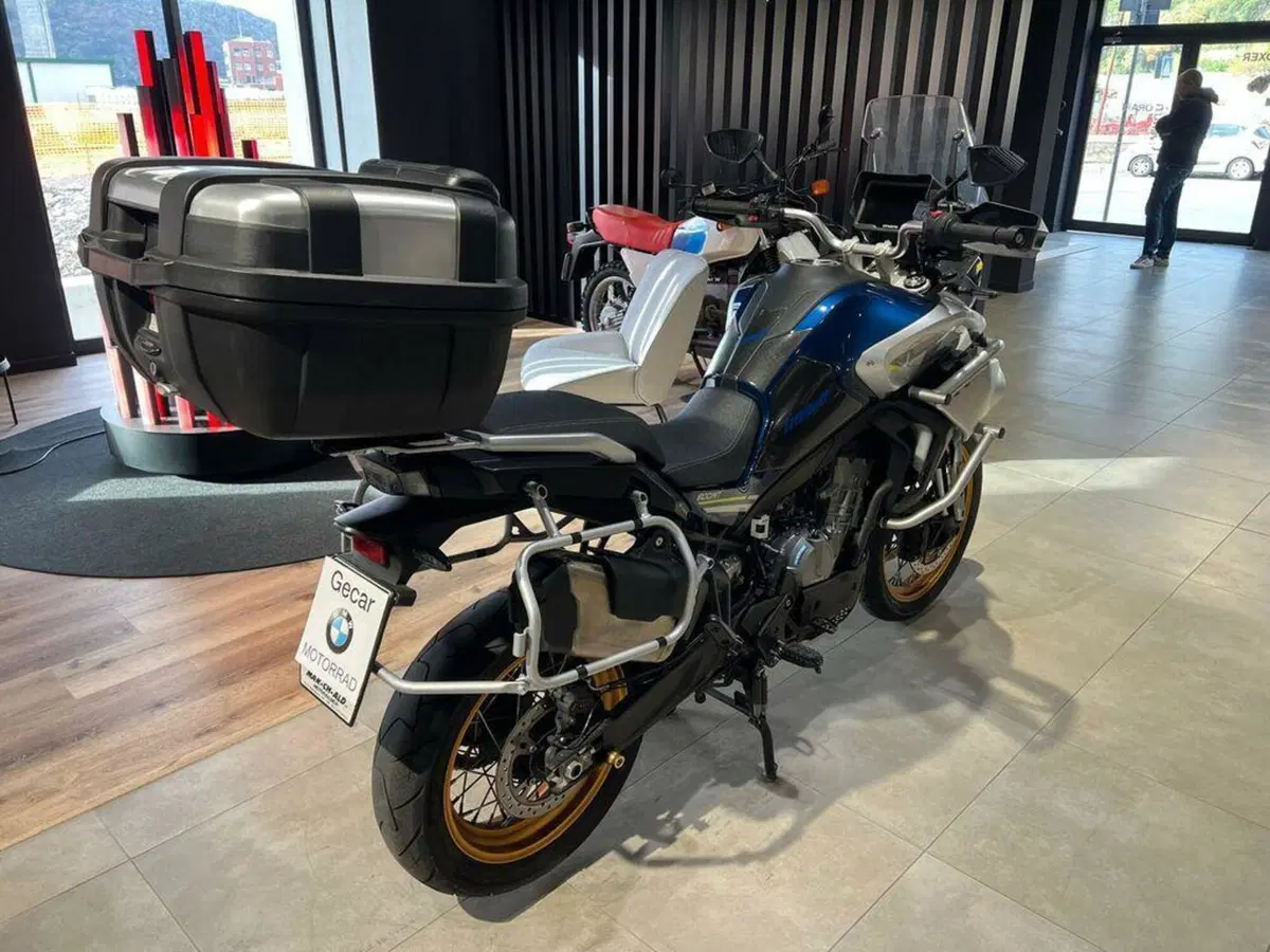 CFMOTO 800MT Touring (2022 - 26) (8)