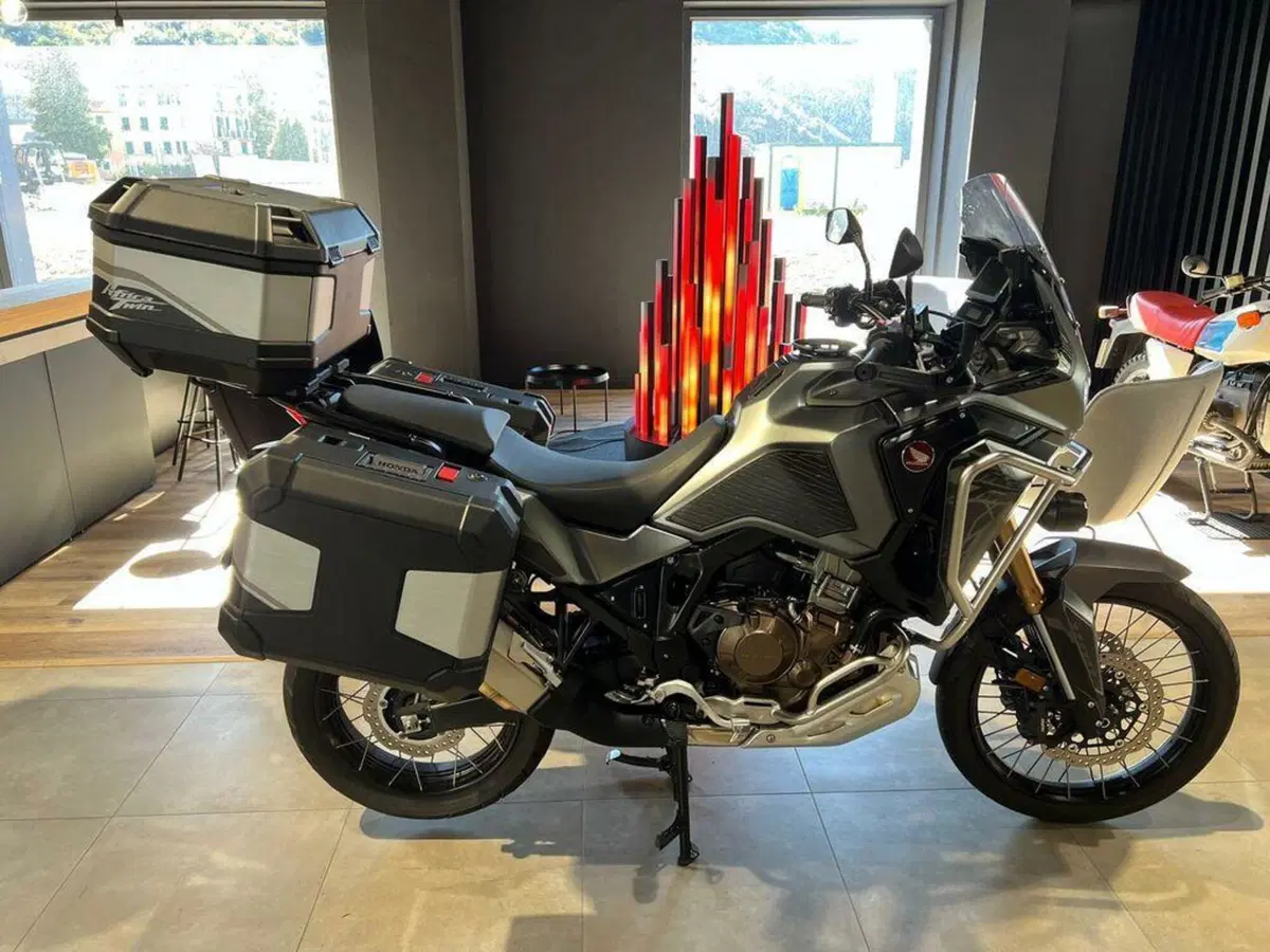 Honda Africa Twin CRF 1100L Adventure Sports Travel Edition (2022 - 23)