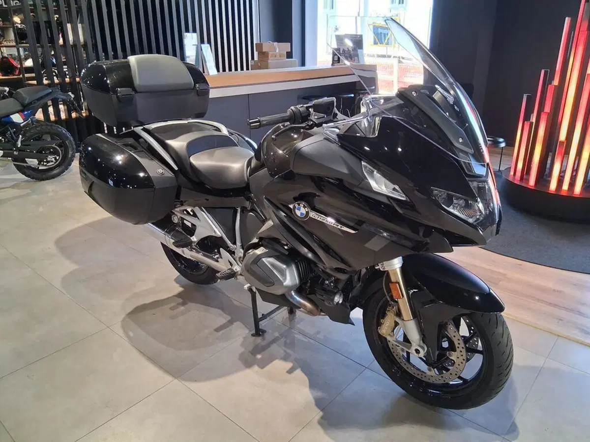 Bmw R 1250 RT (2021 - 25) (2)