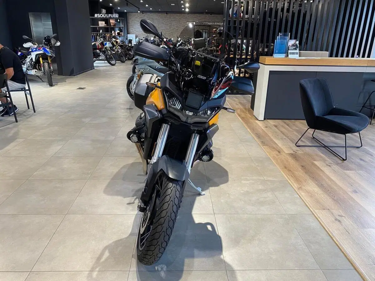 Moto Guzzi Stelvio PFF (2024 - 26) (3)