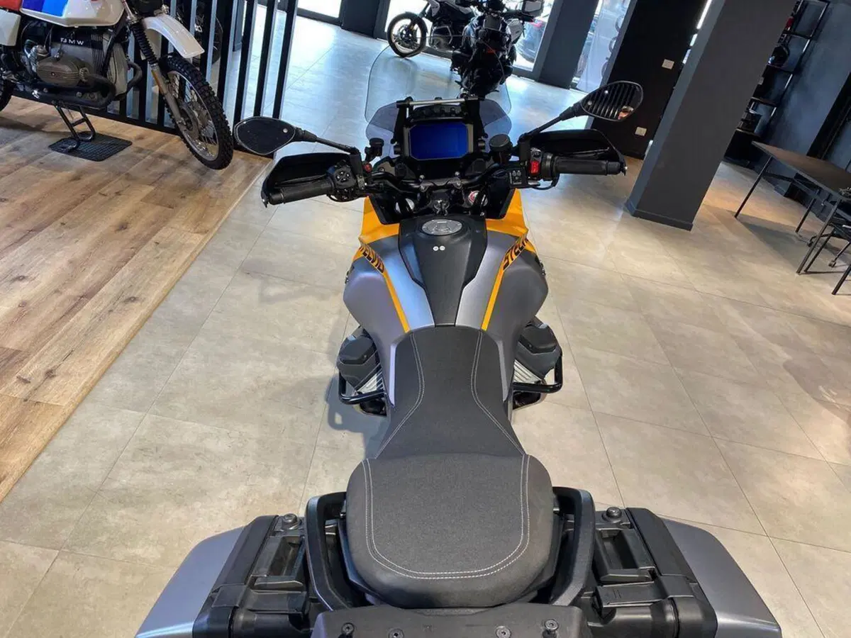 Moto Guzzi Stelvio PFF (2024 - 26) (9)