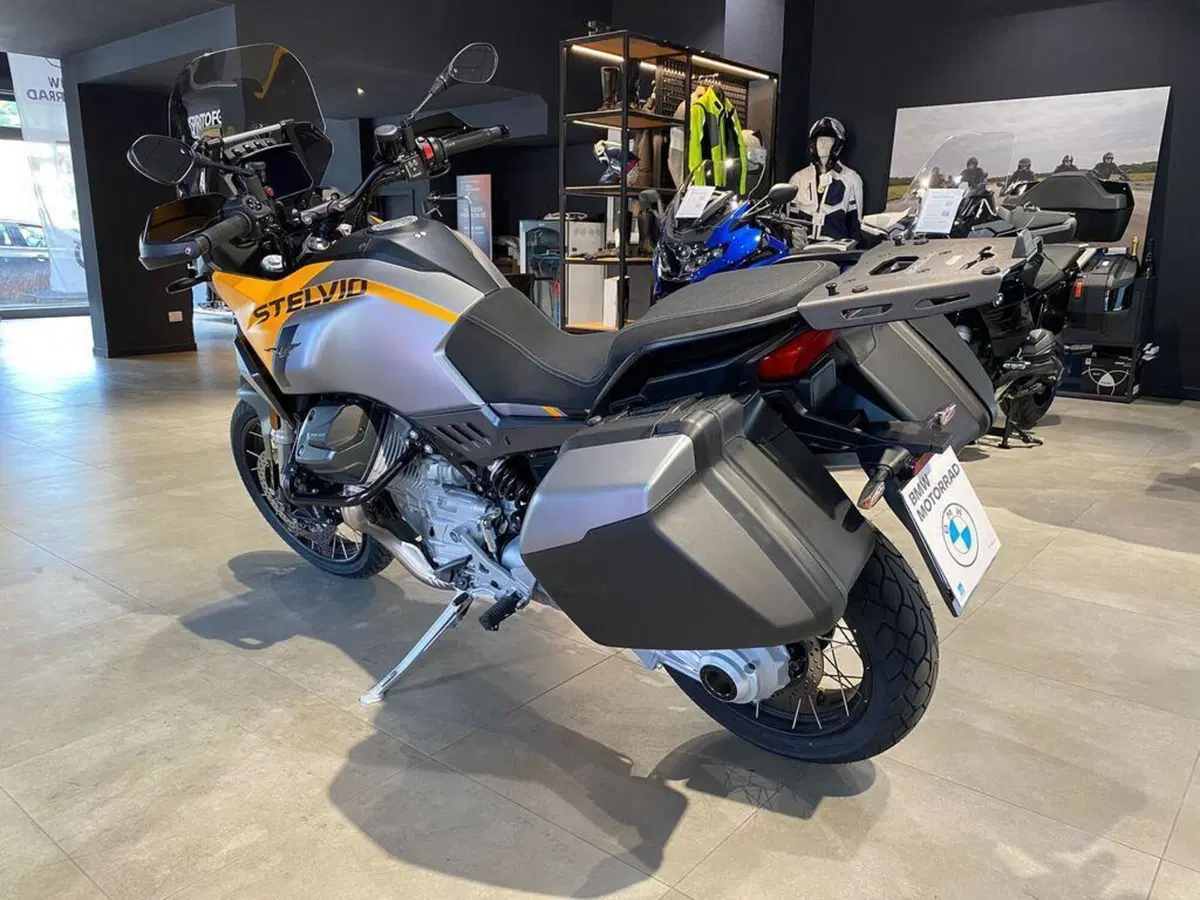 Moto Guzzi Stelvio PFF (2024 - 26) (6)