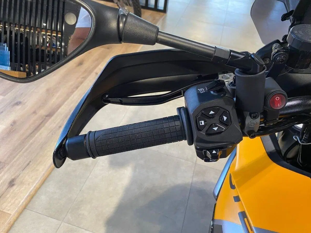 Moto Guzzi Stelvio PFF (2024 - 26) (13)