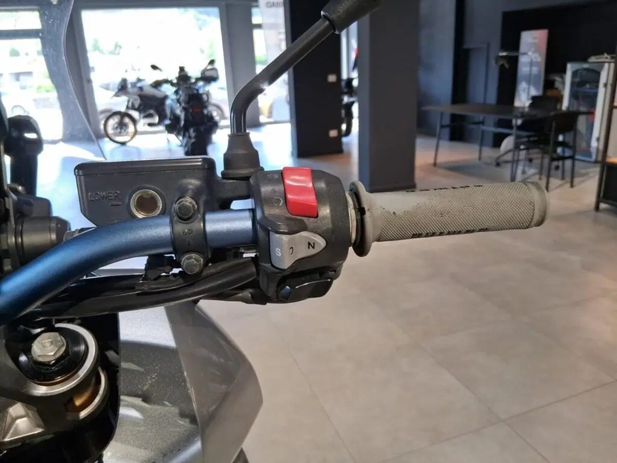 Honda X-ADV 750 (2017) (11)