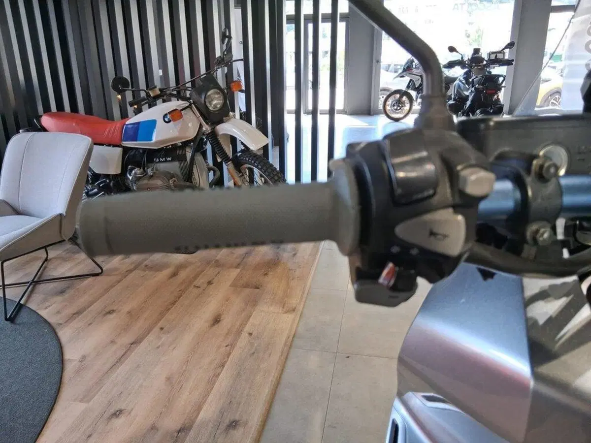 Honda X-ADV 750 (2017) (10)