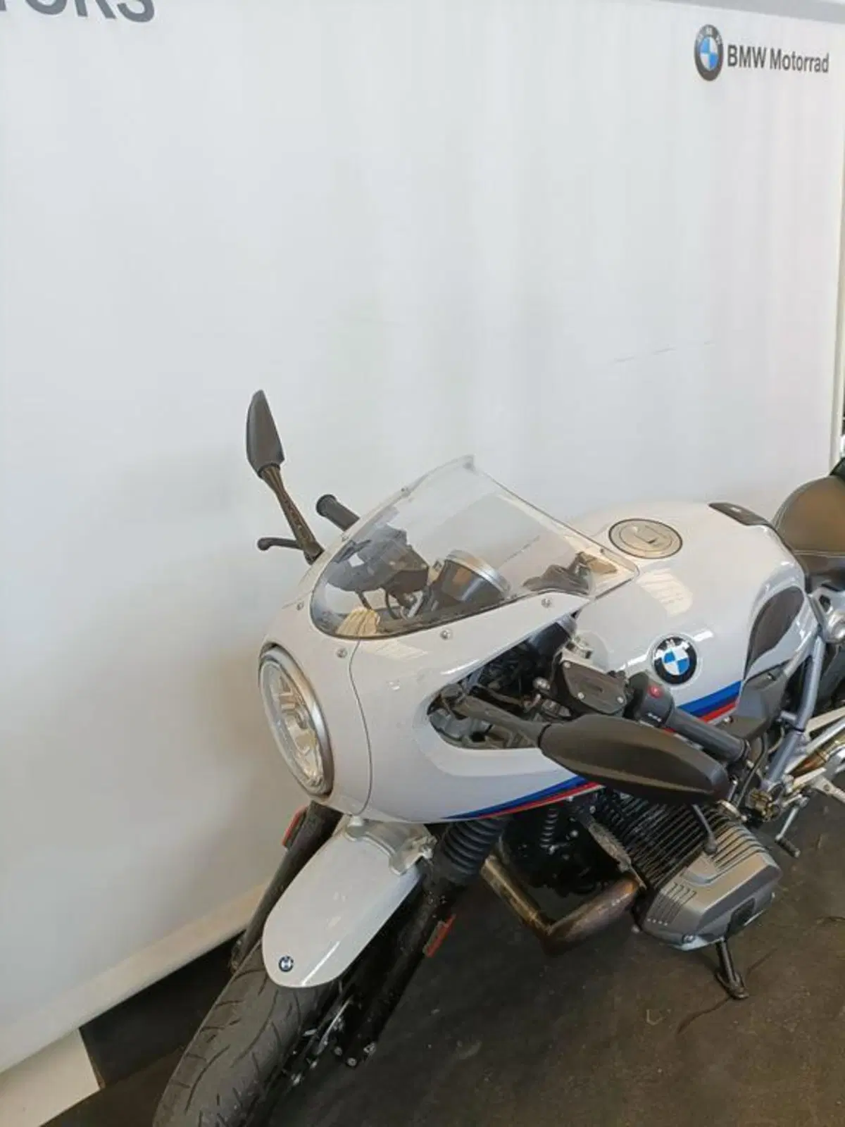 Bmw R nineT 1200 Racer (2017 - 20) (3)