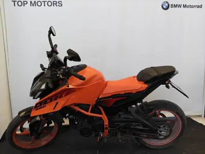 KTM 390 Duke (2024 - 25) usata