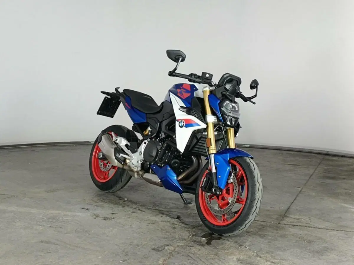 Bmw F 900 R (2025 - 27) (2)