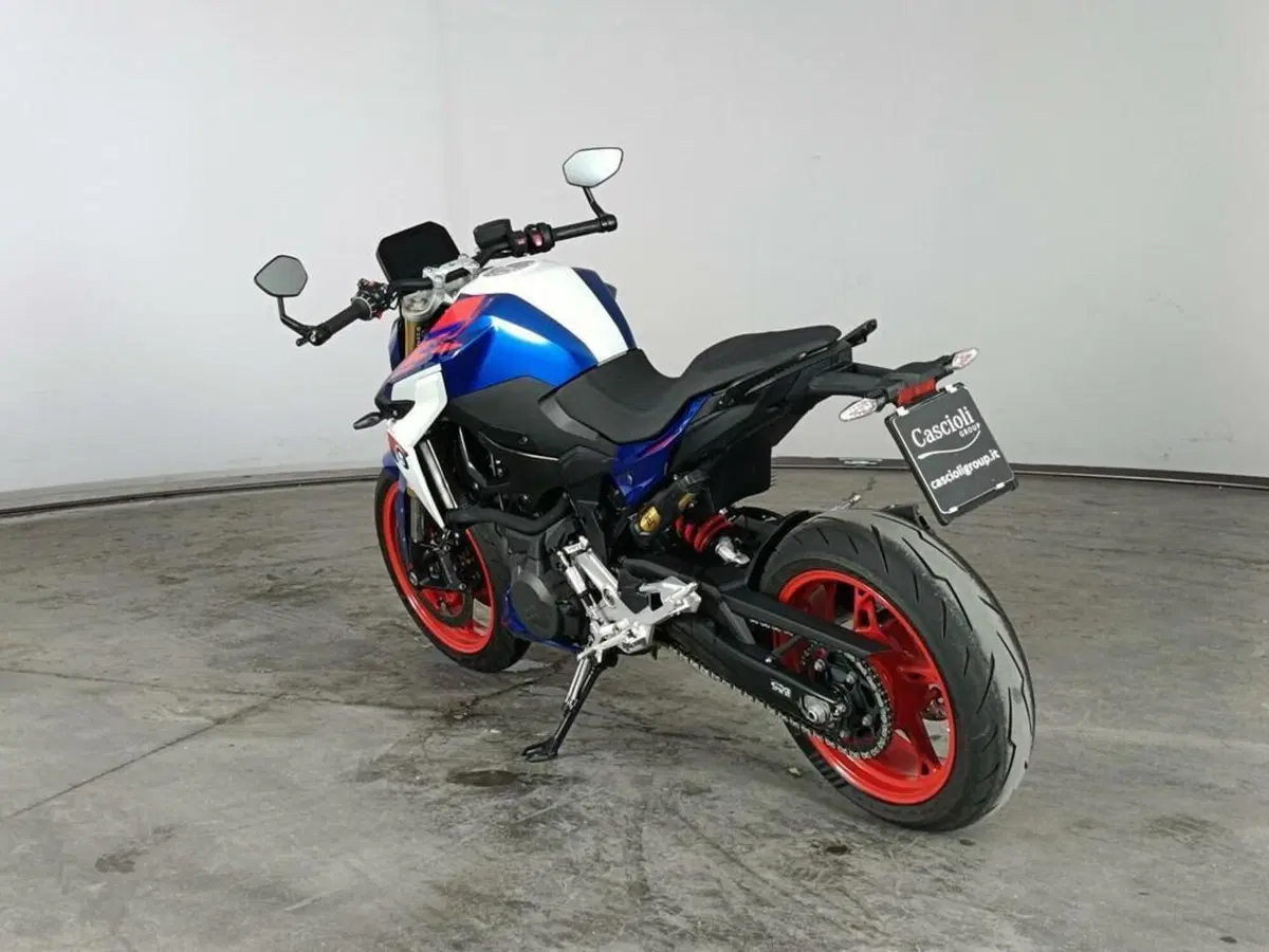 Bmw F 900 R (2025 - 27) (6)