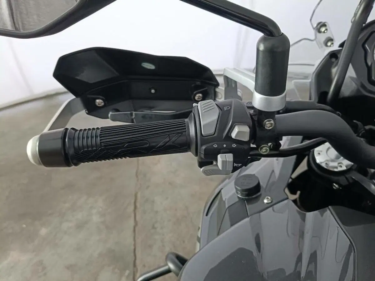 Benelli TRK 502 (2021 - 25) (7)