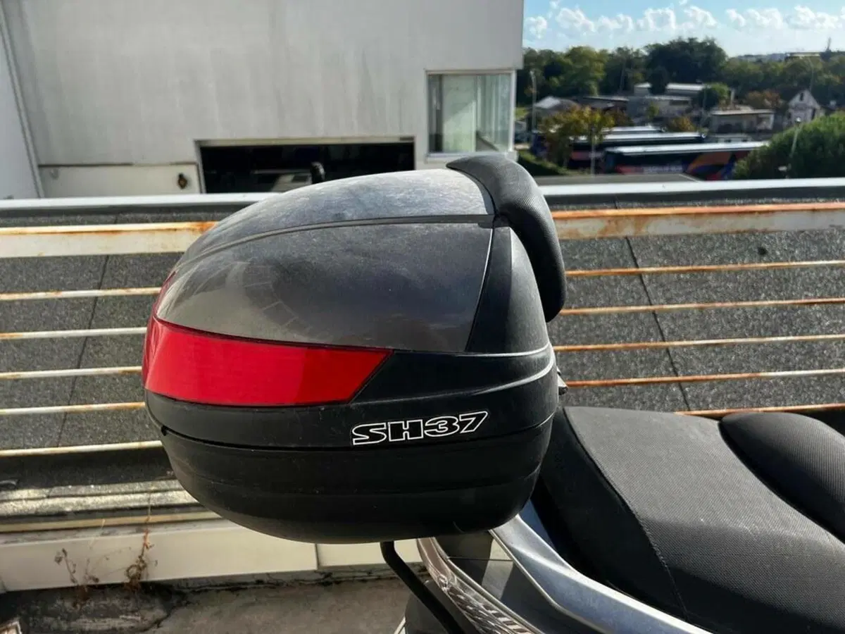 Kymco Xciting 300i R (2007 - 14) (3)