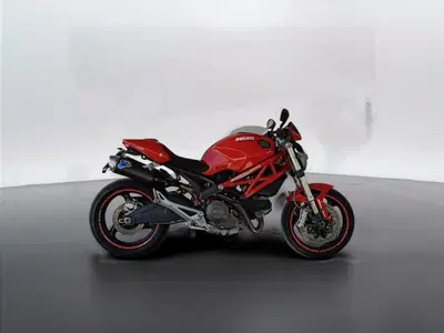 Ducati Monster 696 Plus (2007 - 14) usata