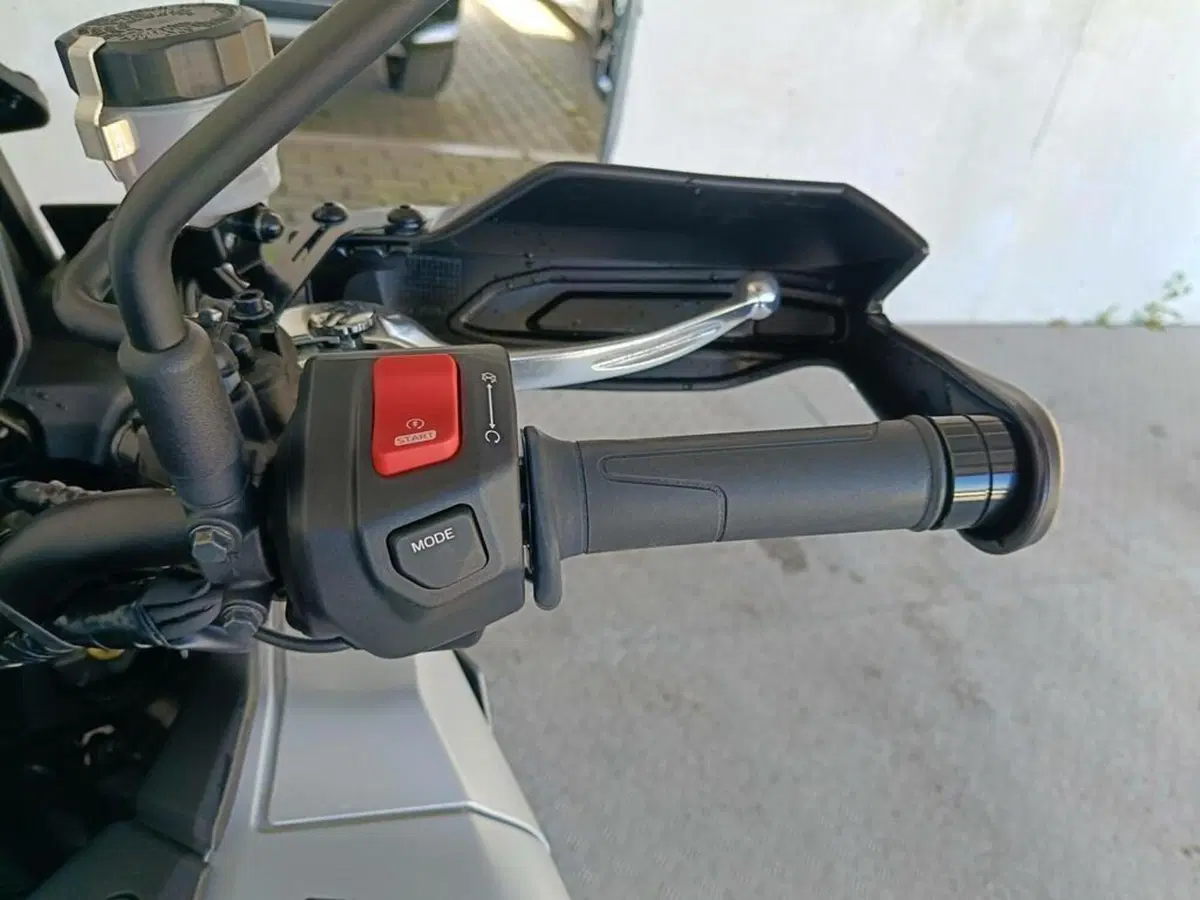 Yamaha Tracer 9 GT (2025 - 26) (8)