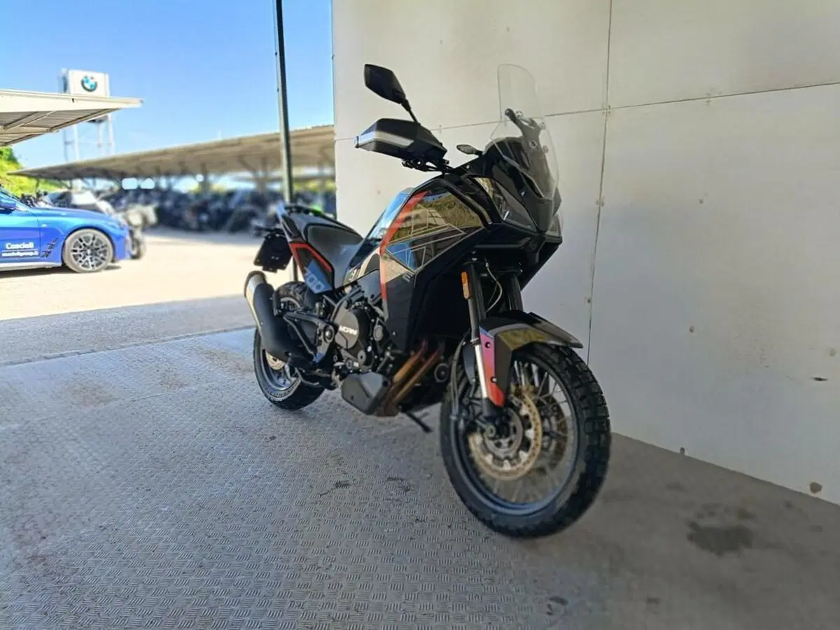 Moto Morini X-Cape 700 (2025 - 26) (3)