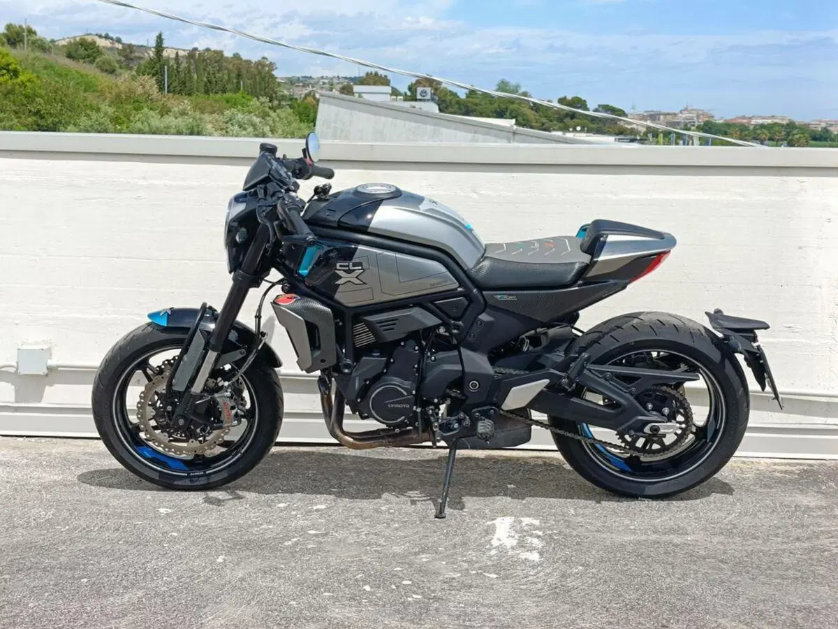 CFMOTO 700CL-X Sport (2022 - 26) (5)