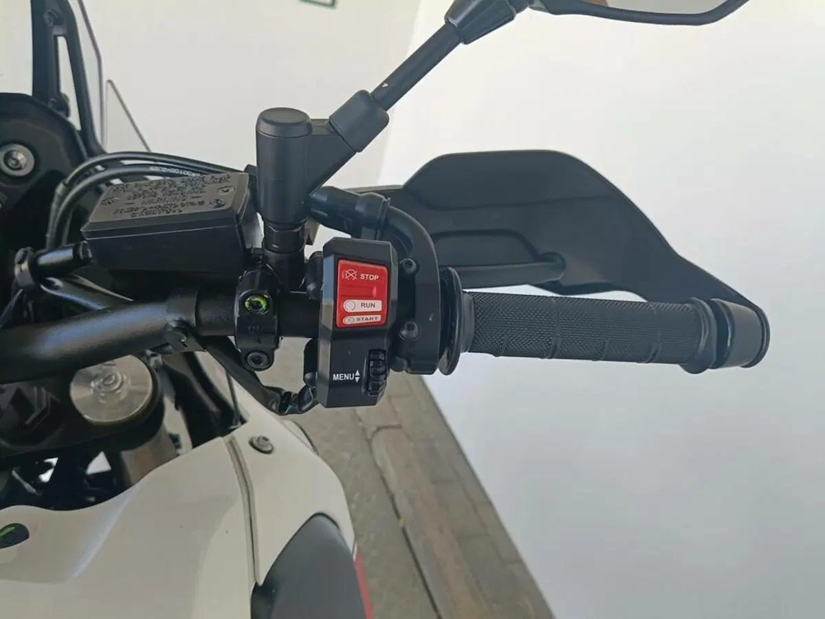 Yamaha Ténéré 700 Rally Edition (2022 - 24) (9)