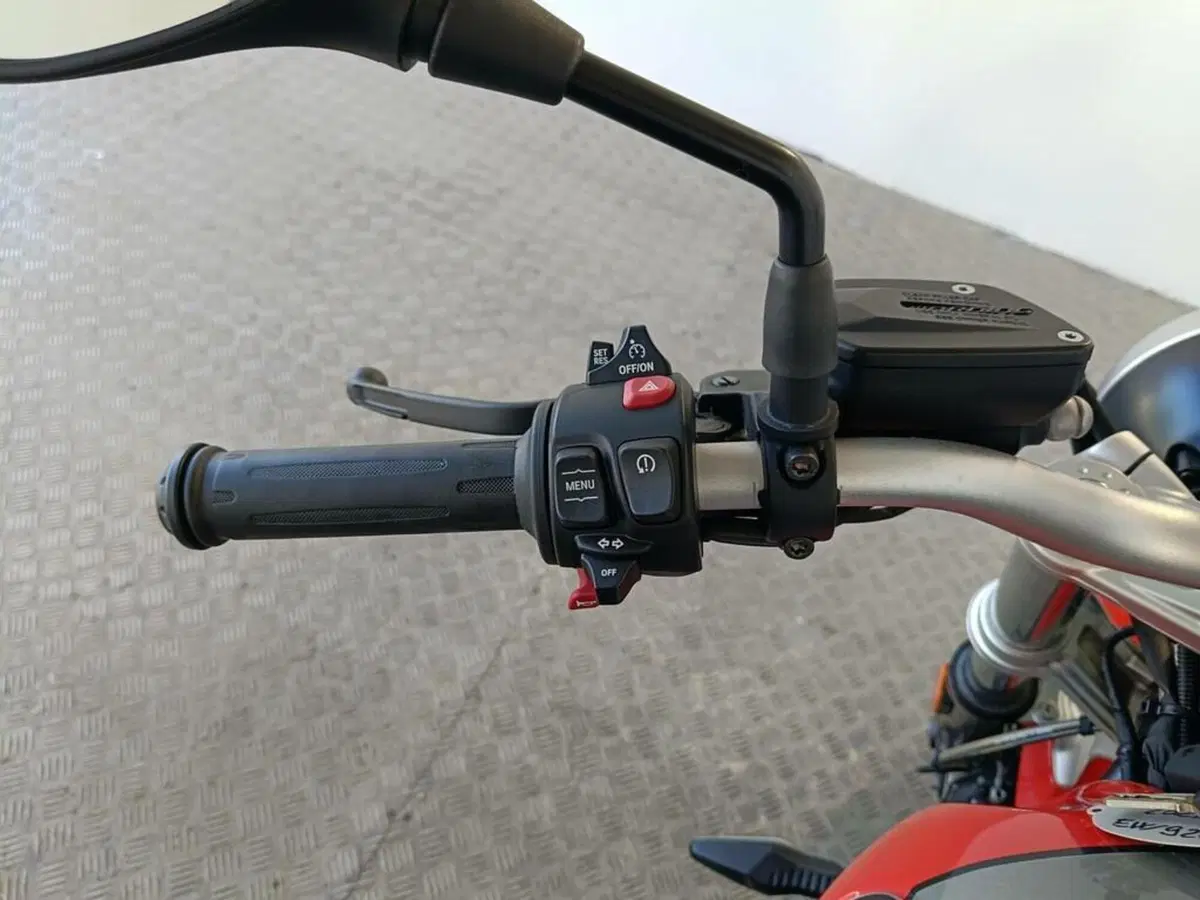 Bmw R nineT Pure (2021 - 24) (7)
