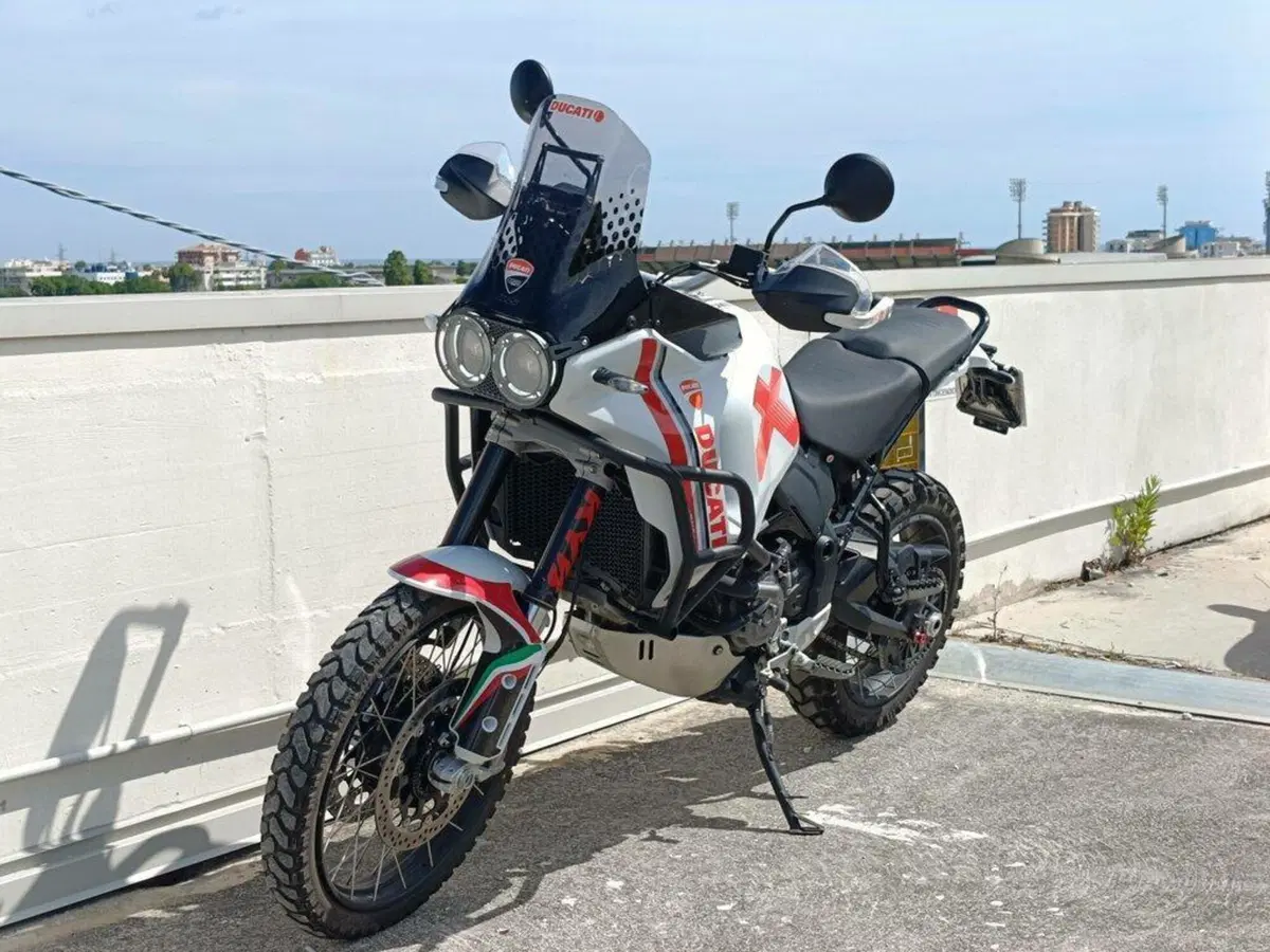 Ducati DesertX (2022 - 25) (4)
