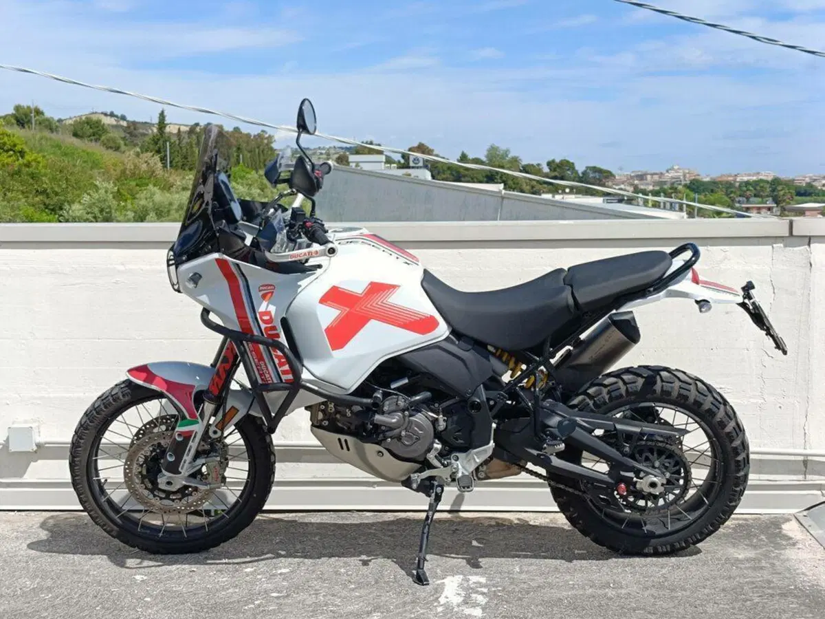 Ducati DesertX (2022 - 25) (6)