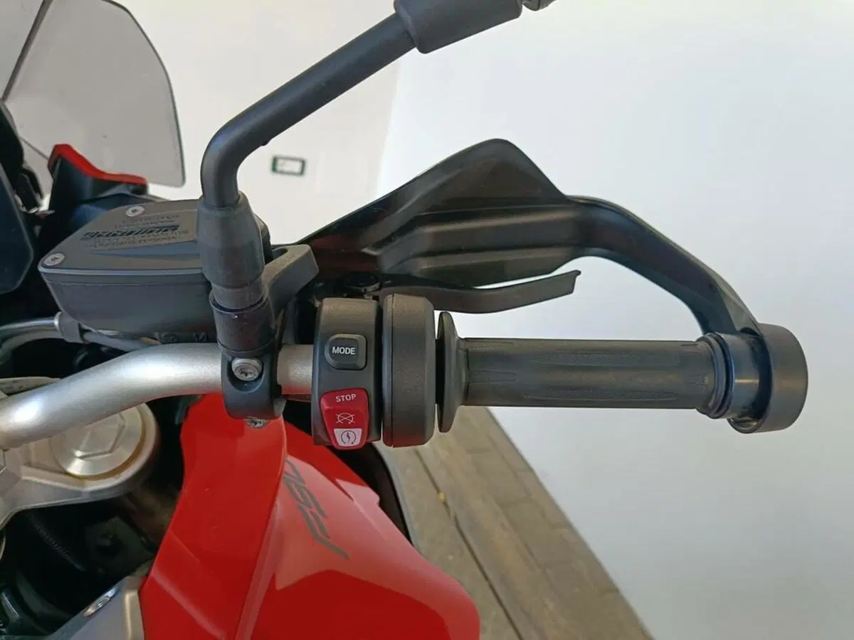 Bmw F 900 XR (2020 - 24) (9)