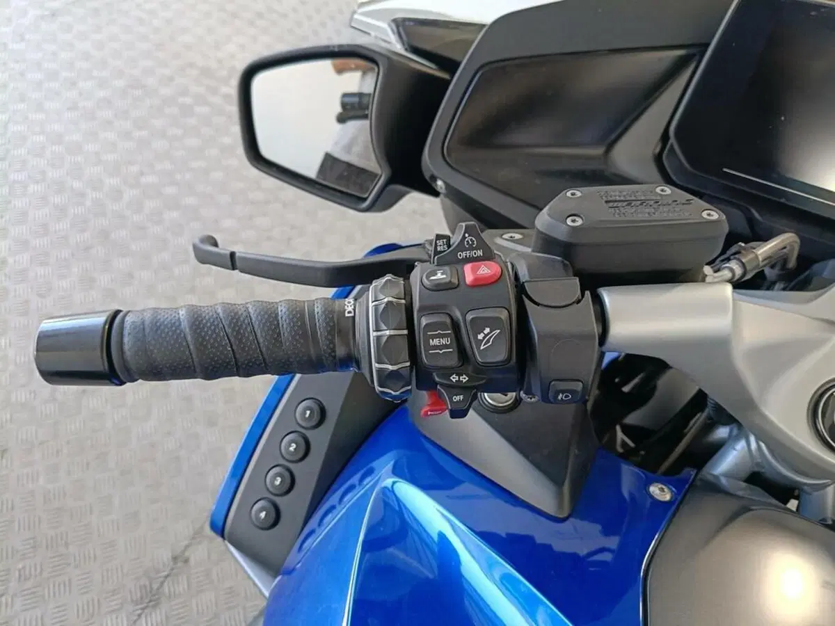 Bmw R 1250 RT (2021 - 25) (7)