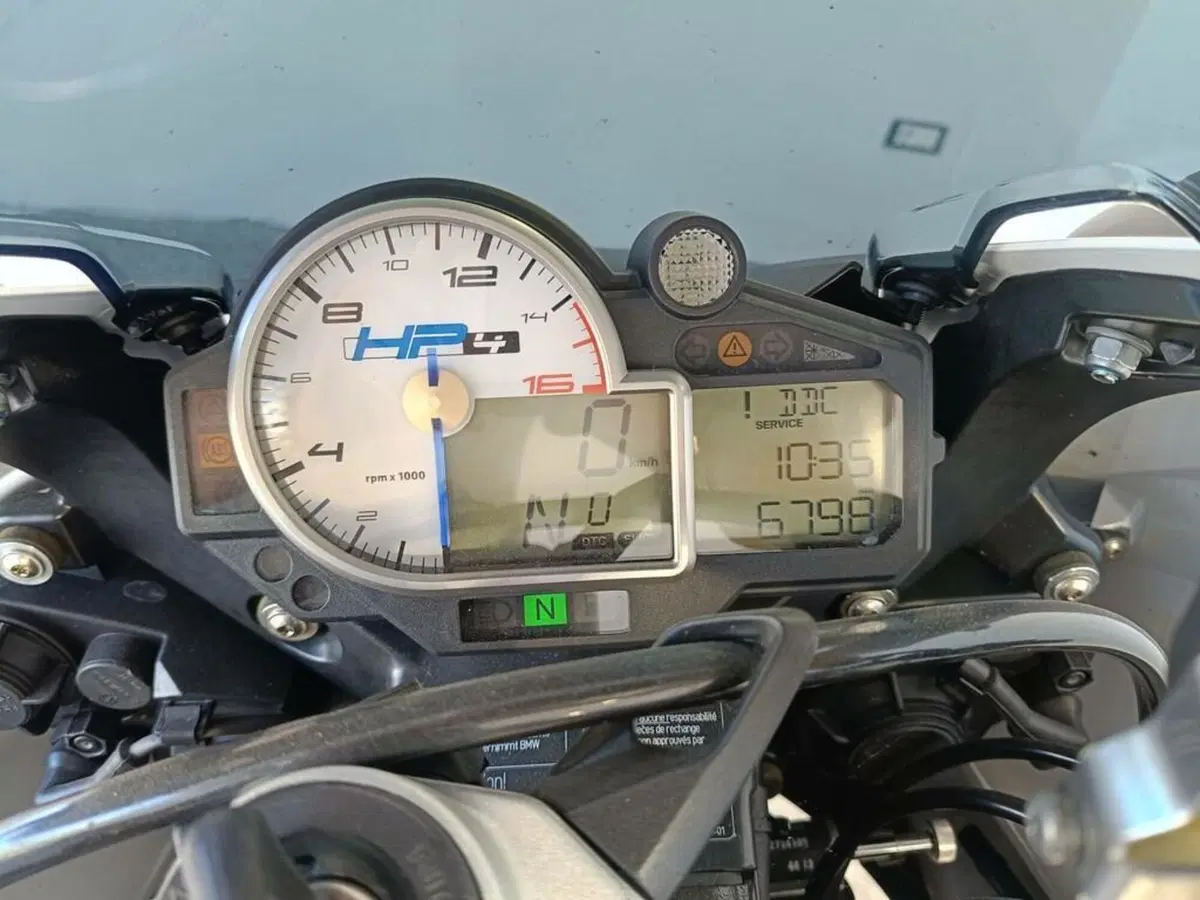 Bmw HP4 (2013 - 14) (8)