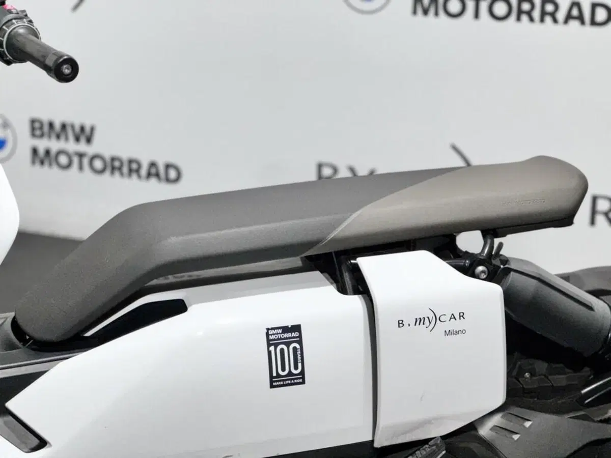 Bmw CE 04 (2021 - 25) (3)