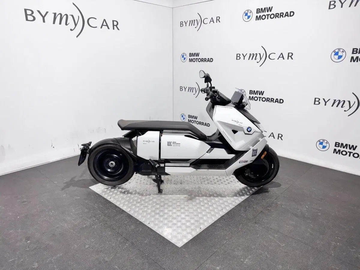 Bmw CE 04 (2021 - 25) (7)