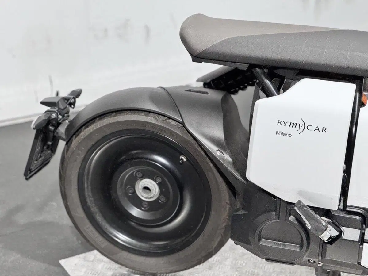 Bmw CE 04 (2021 - 25) (9)