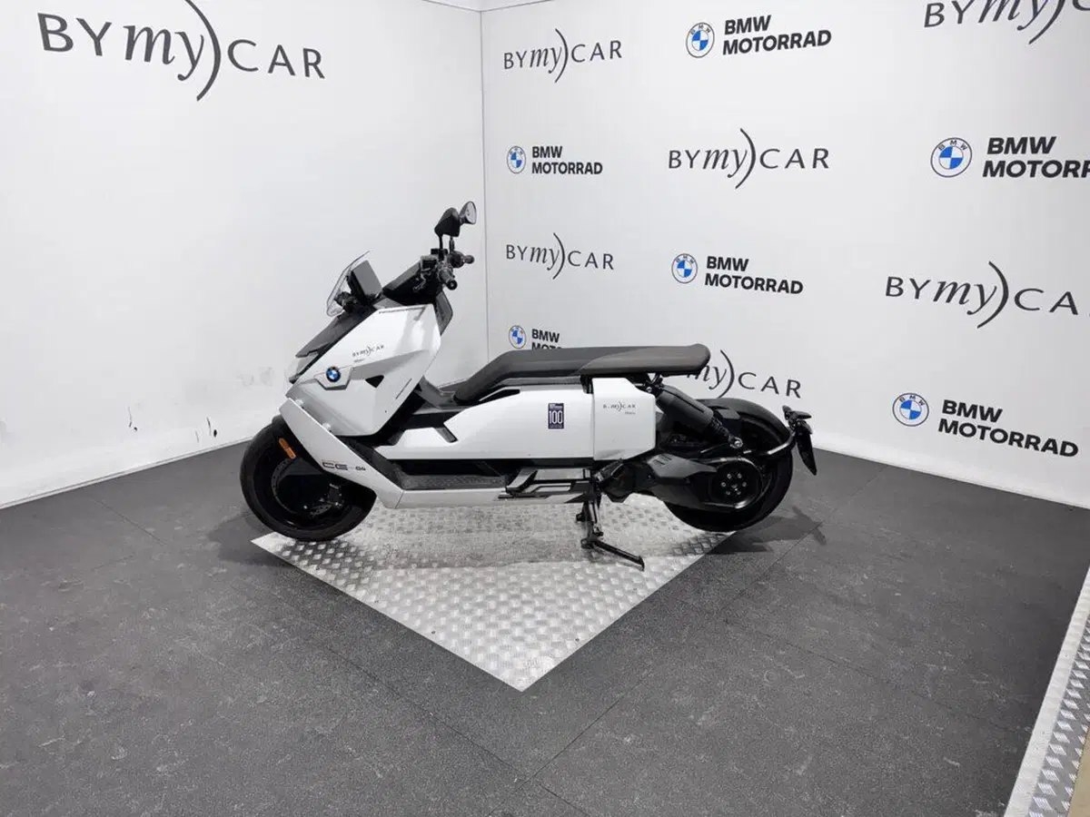 Bmw CE 04 (2021 - 25) (8)