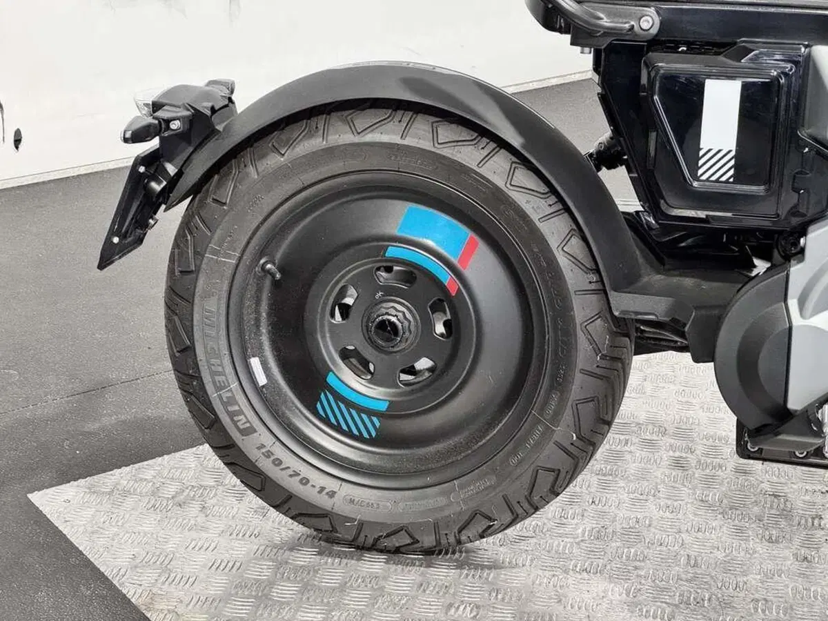 Bmw CE 02 AM (2024 - 26) (12)