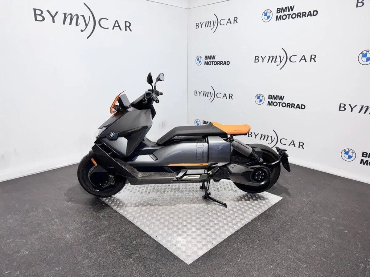 Bmw CE 04 (2021 - 25) (12)