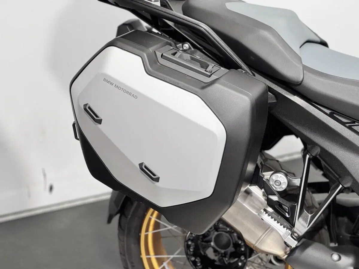 Bmw R 1300 GS Option 719 Tramuntana (2023 - 26) (14)
