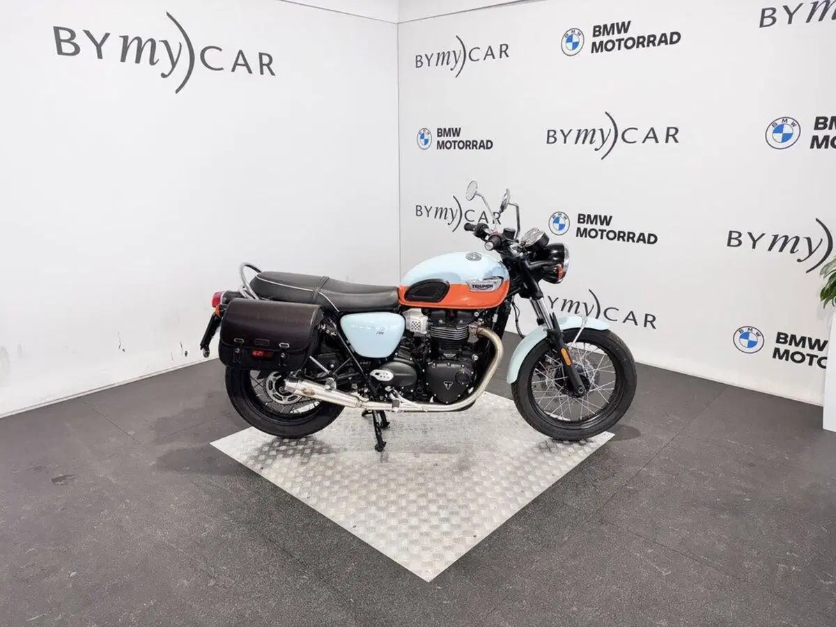 Triumph Bonneville T100 (2021 - 25) (10)
