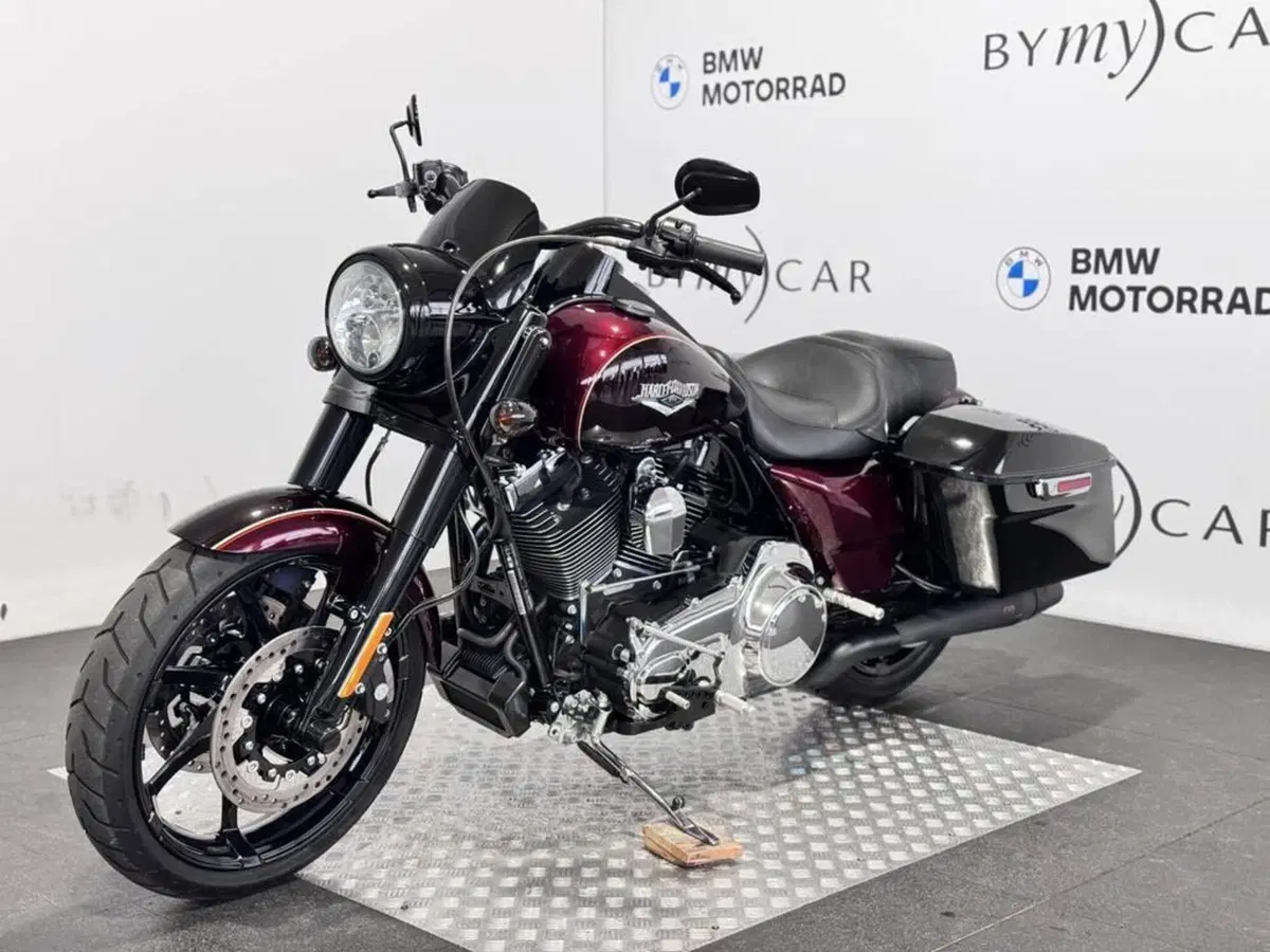 Harley-Davidson 1690 Road King (2013 - 16) - FLHR (7)