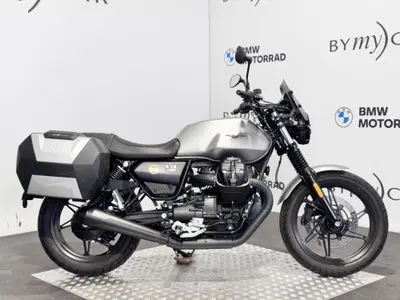 Moto Guzzi V7 Stone (2021 - 24) usata