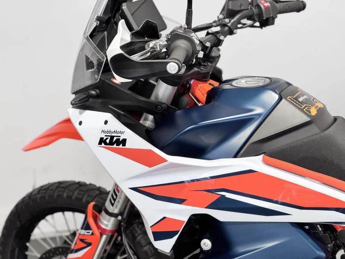 KTM 890 Adventure R Rally (2024 - 25) (4)