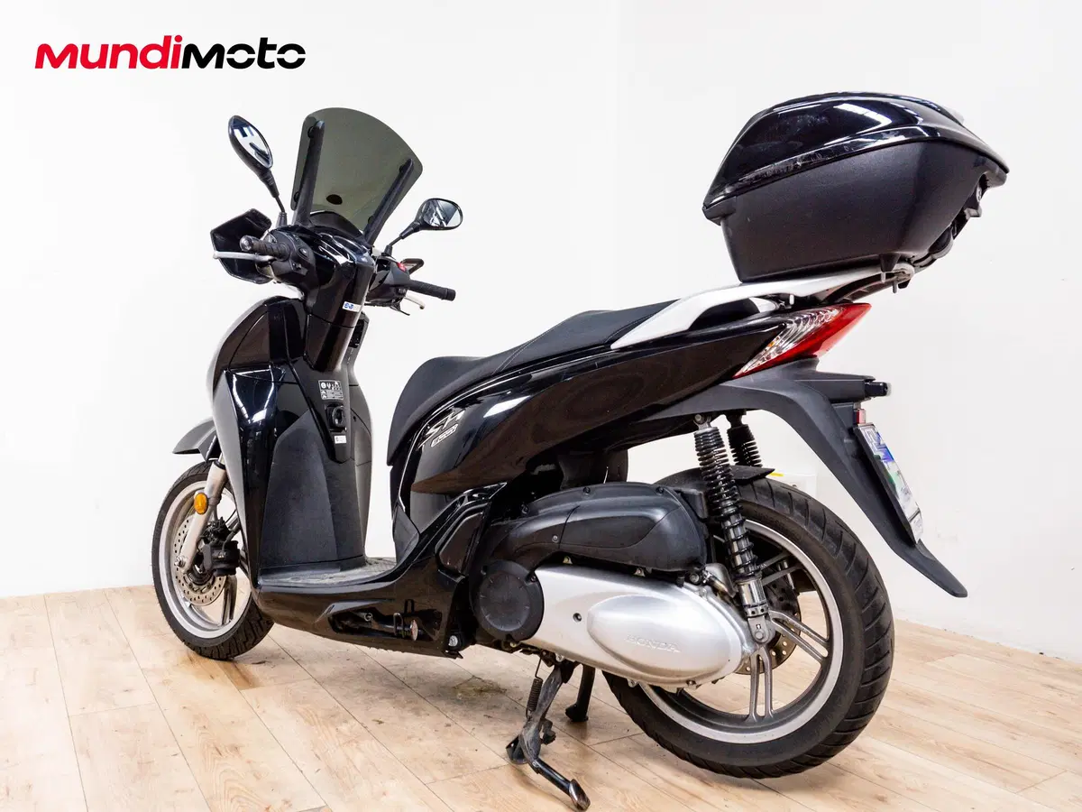Honda SH 300 i ABS (2011 - 13) (7)