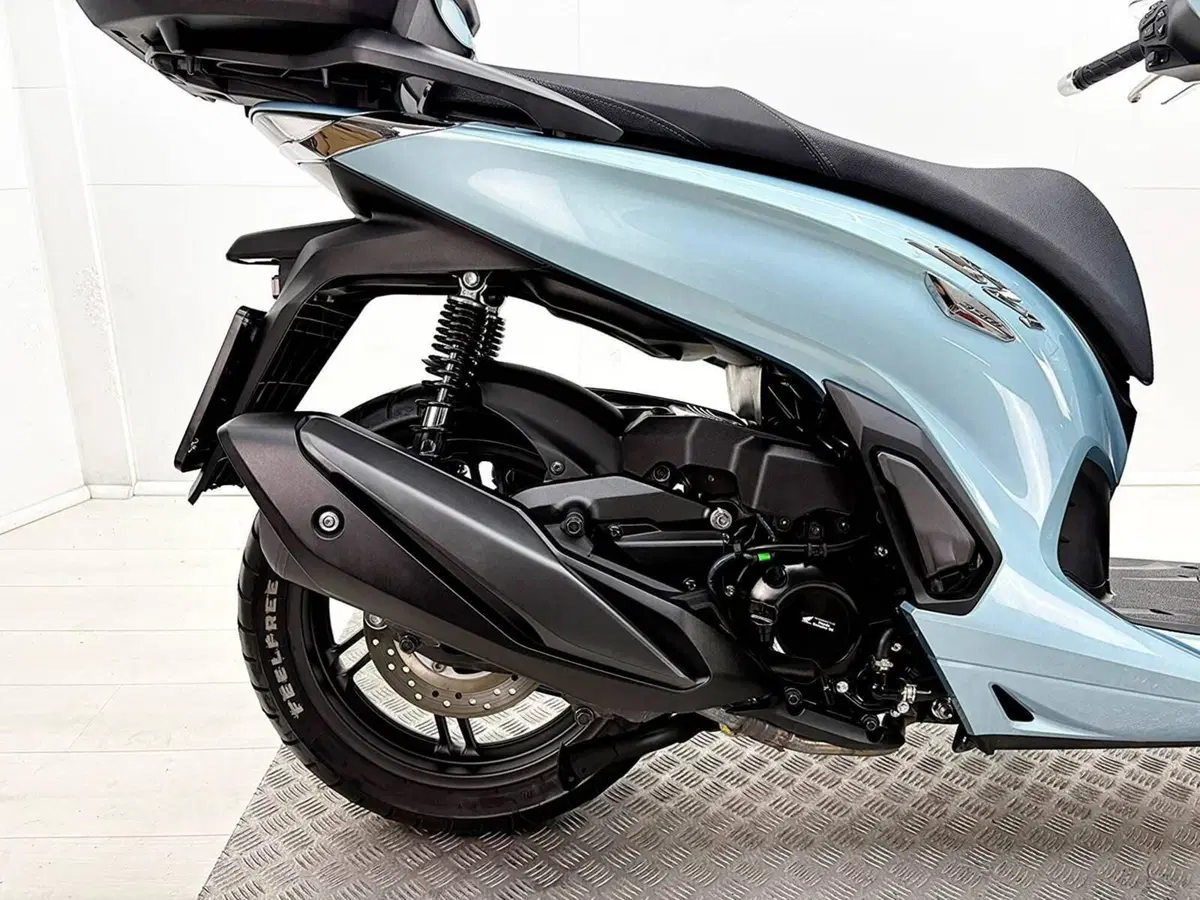 Honda SH 350 (2021 - 24) (6)