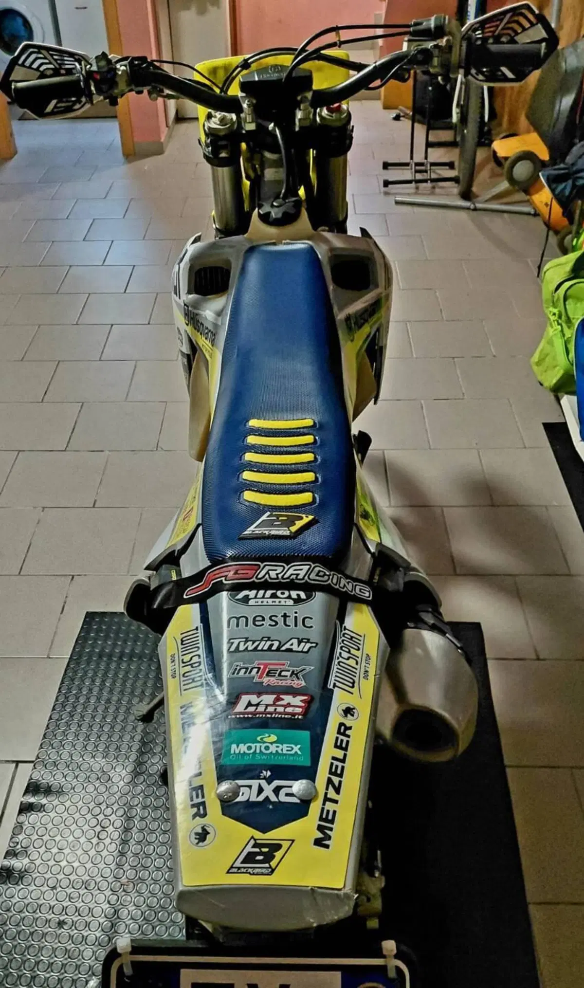 Husqvarna FE 250 (2022) (3)