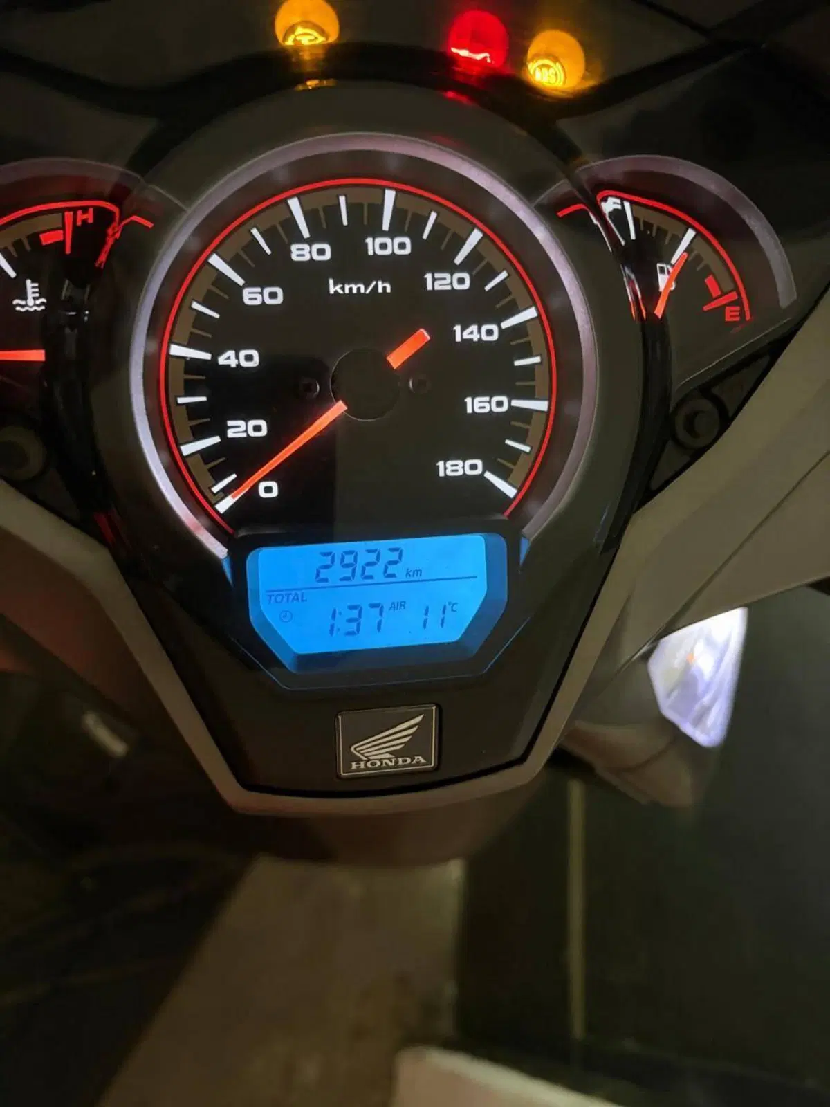 Honda SH 300 i ABS (2016 - 20) (2)