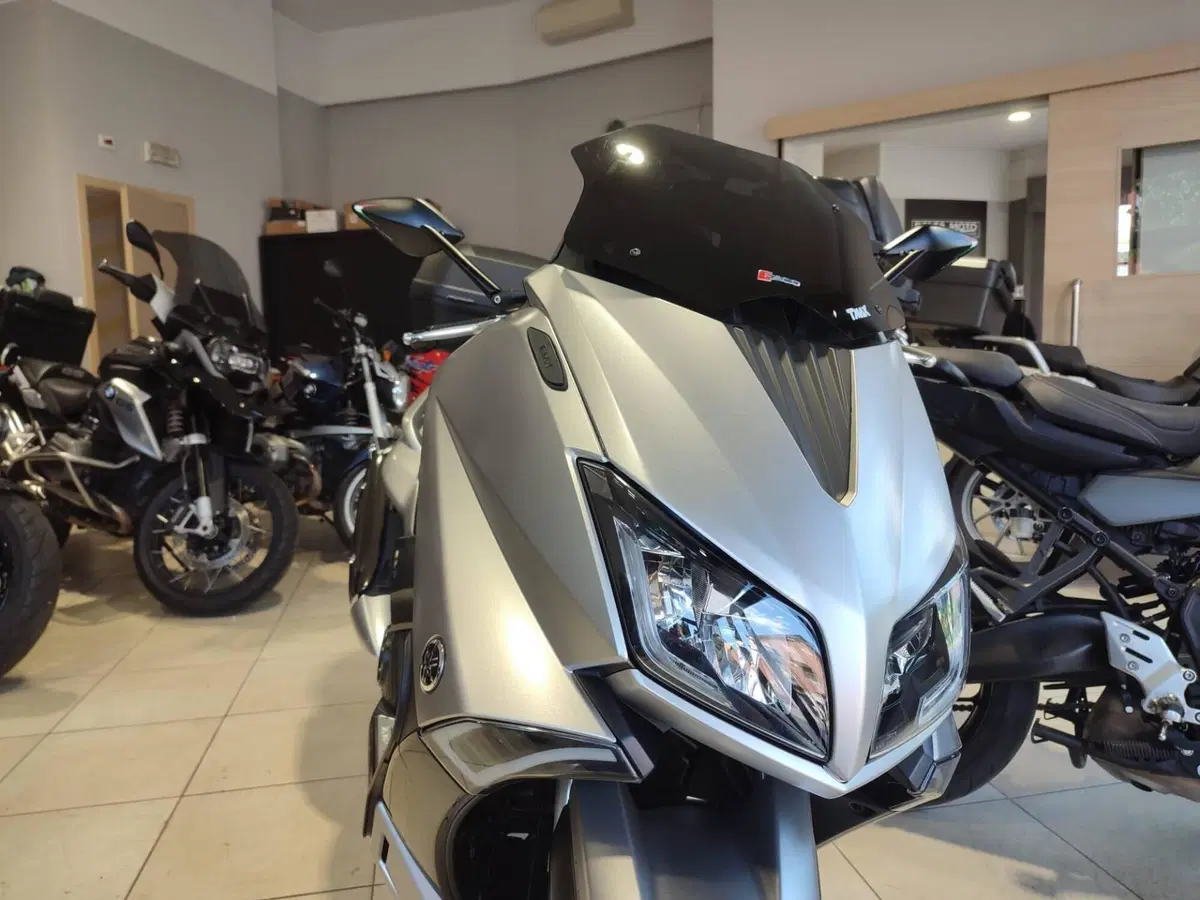 Yamaha T-Max 530 ABS (2015 - 17) (13)