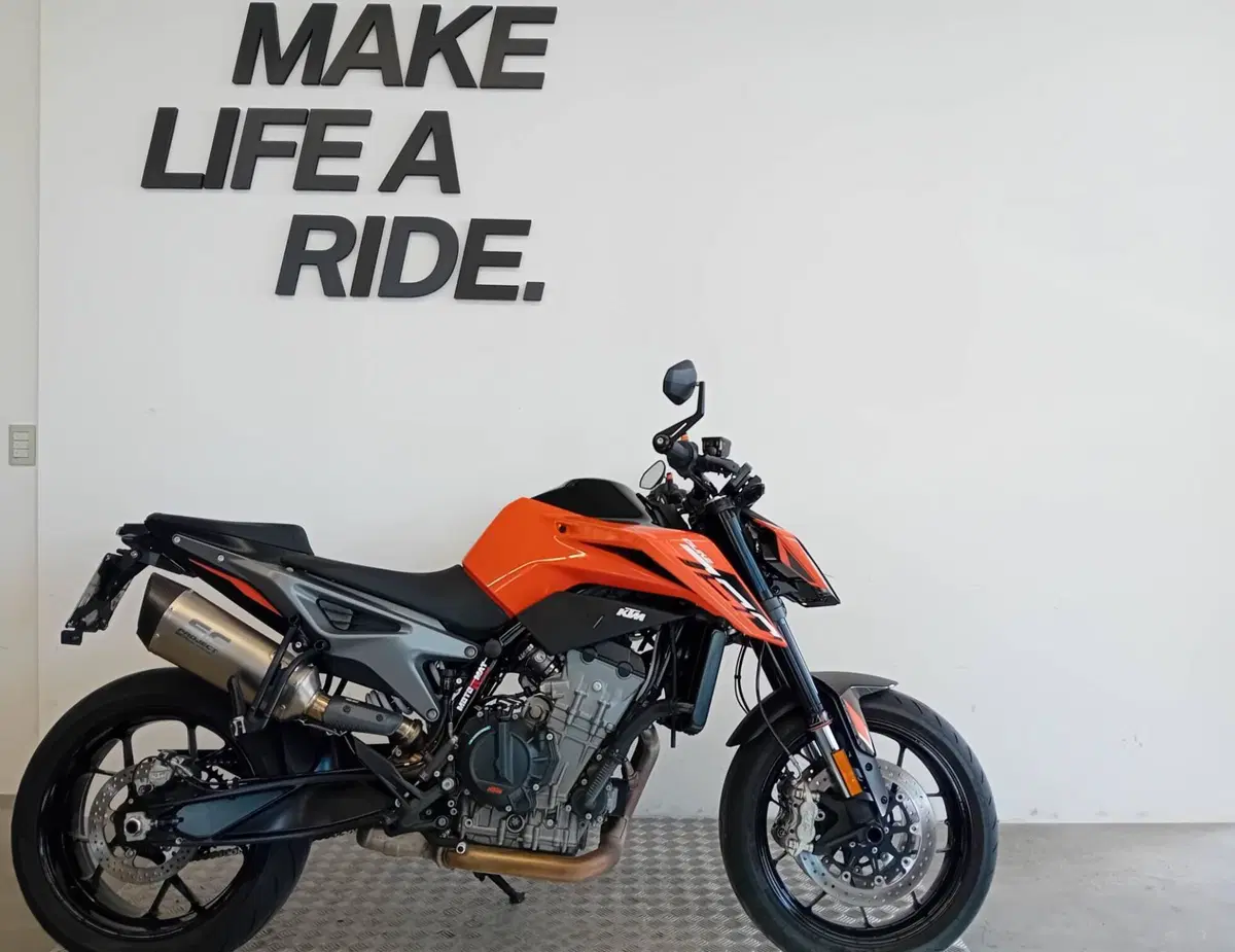 KTM 790 Duke L (2023 - 24)