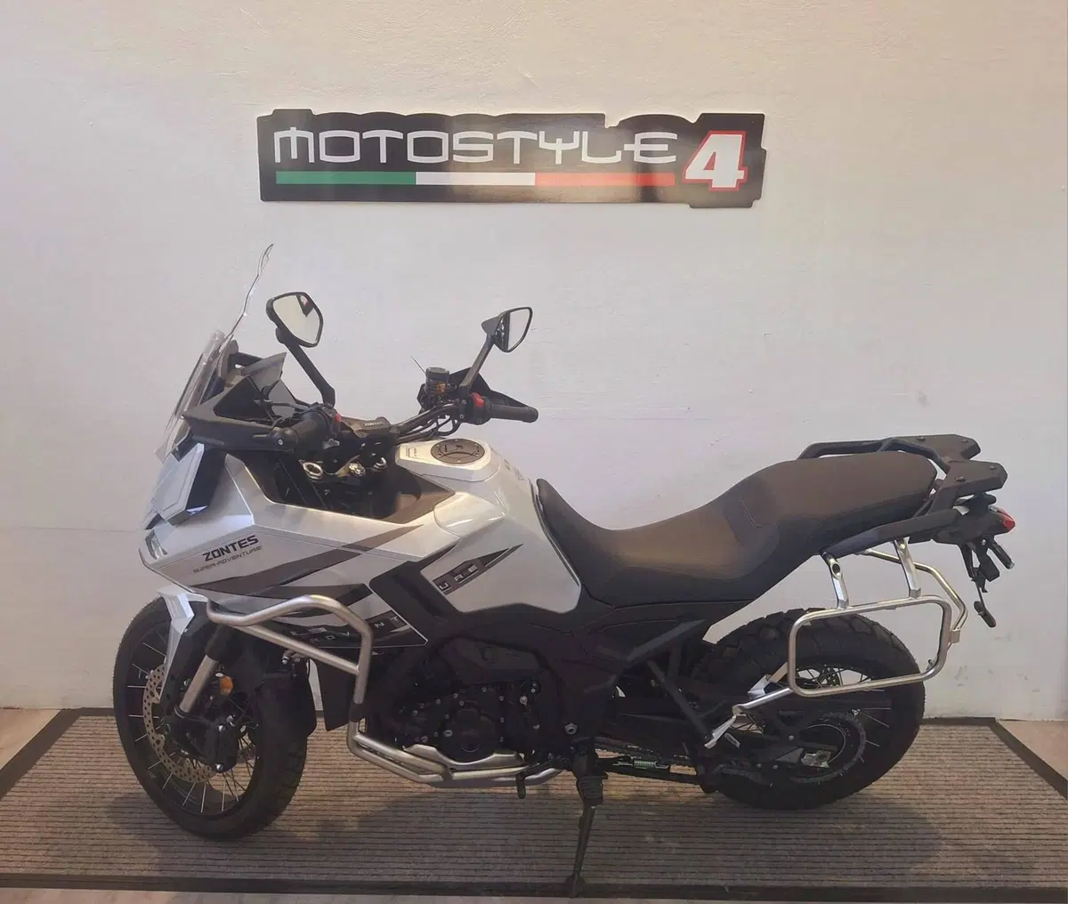 Zontes ZT703-F (2025 - 26) (2)
