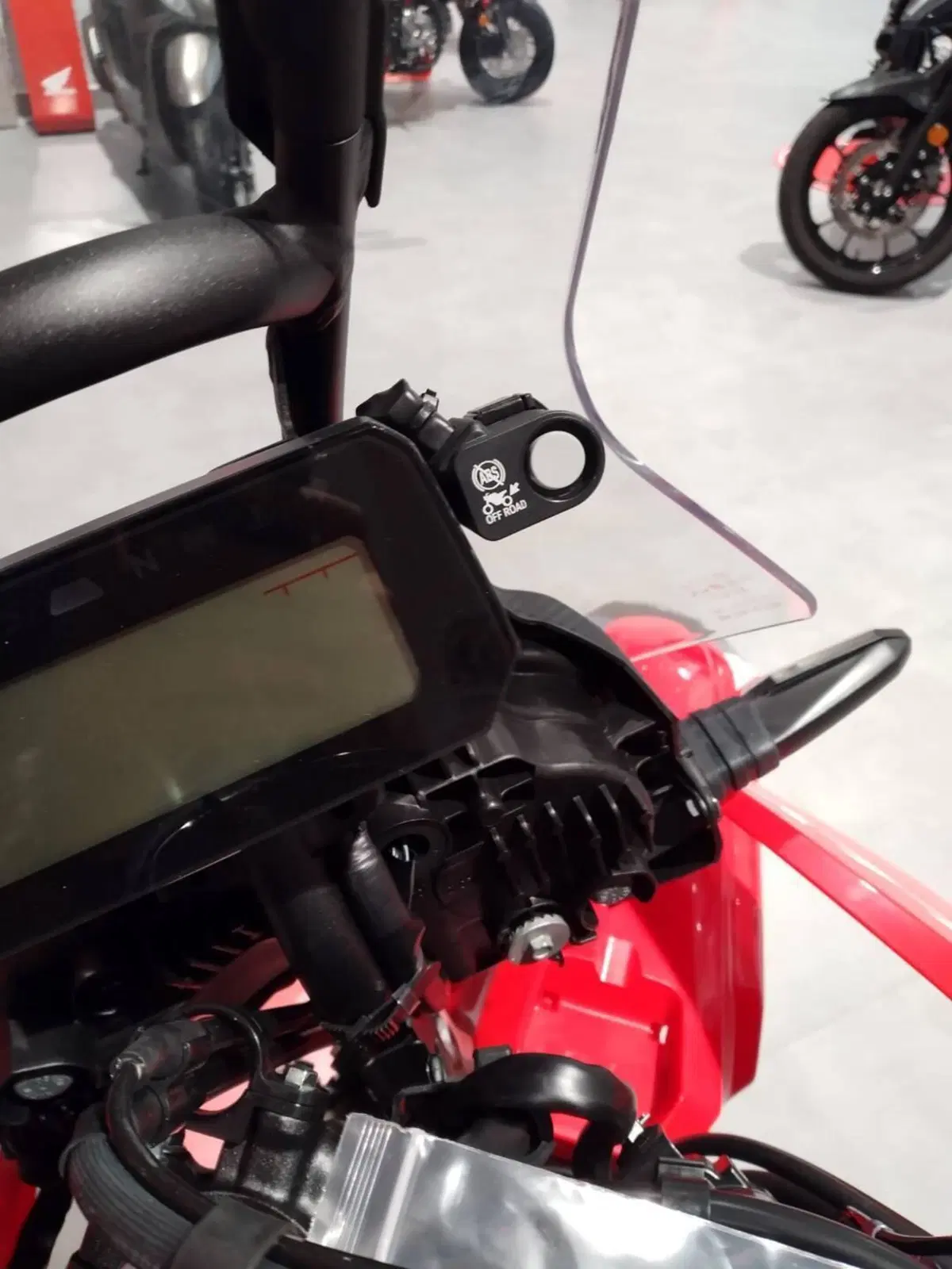 Honda CRF 300 Rally (2025 - 26) (7)