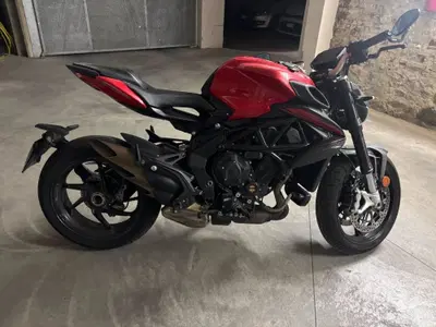 MV Agusta Brutale 800 Rosso (2021 - 23) usata