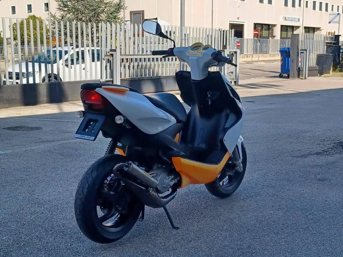 Yamaha Aerox 50 R (2007 - 18) (3)
