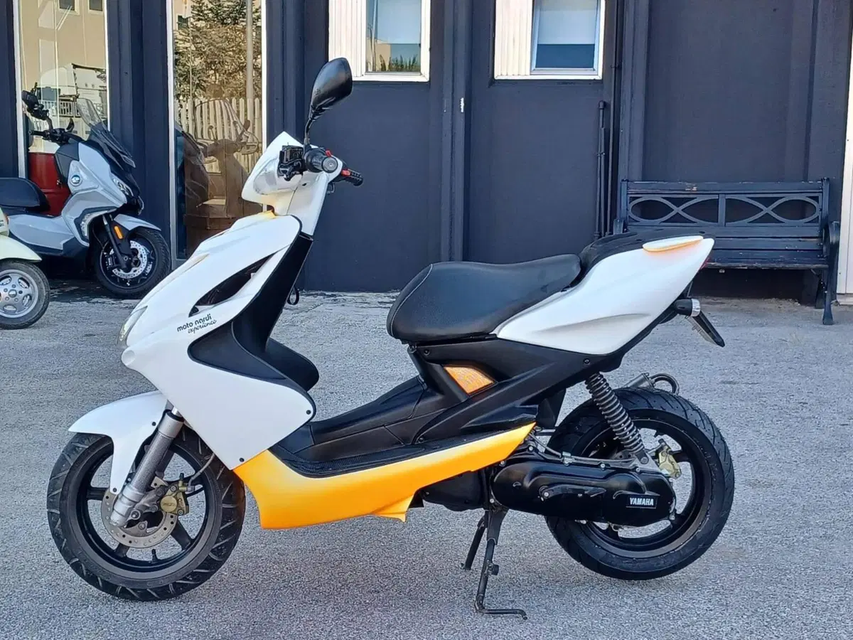 Yamaha Aerox 50 R (2007 - 18) (6)